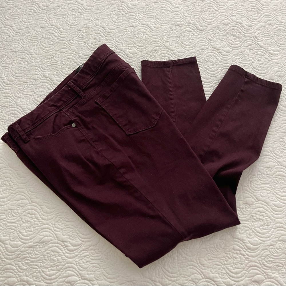 Simply Vera Vera Wang Jeans Skinny Stretch Denim Size 14 Eggplant - Picture 2 of 14